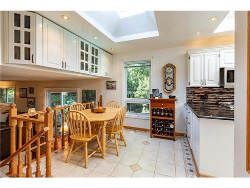 7 Meadowbrook Drive, Kitchener, ON - Indoor Photo Showing Dining Room