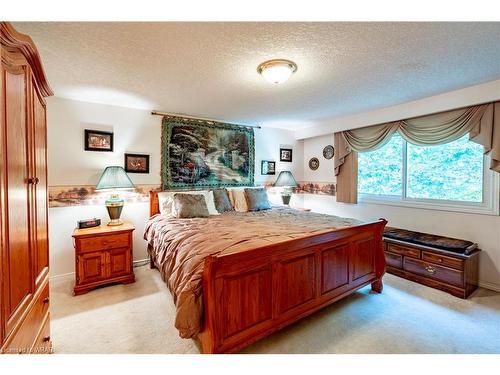 7 Meadowbrook Drive, Kitchener, ON - Indoor Photo Showing Bedroom