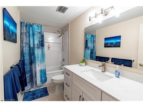 7 Meadowbrook Drive, Kitchener, ON - Indoor Photo Showing Bathroom