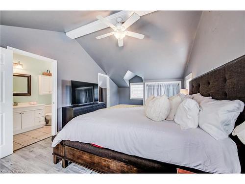 173 Victoria Street, Ingersoll, ON - Indoor Photo Showing Bedroom