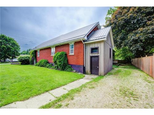 211 Birmingham Street W, Mount Forest, ON 