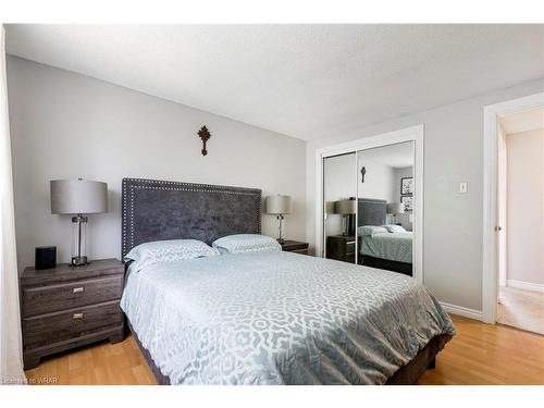 222 Sunset Boulevard, Cambridge, ON - Indoor Photo Showing Bathroom