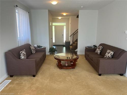 345 Westpark Crescent, Waterloo, ON - Indoor Photo Showing Living Room