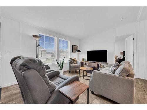 9 Hickory Hollow, Nanticoke, ON - Indoor Photo Showing Living Room