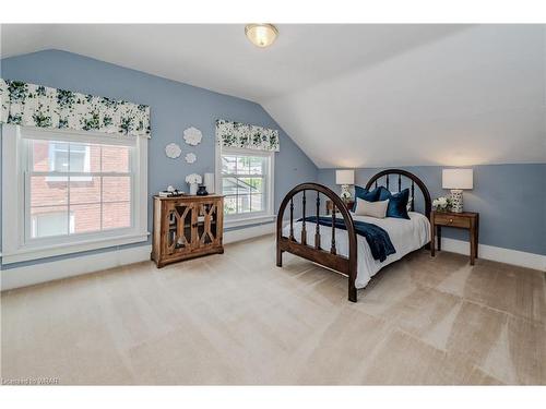 205 Park Street, Kitchener, ON - Indoor Photo Showing Bedroom