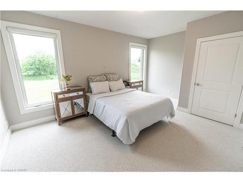 21 Hudson Drive, Brantford, ON - Indoor Photo Showing Bedroom