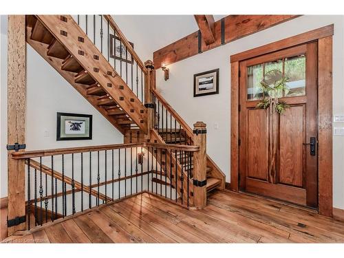 11 Pioneer Grove Road, Puslinch, ON - Indoor Photo Showing Other Room