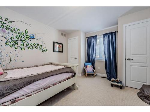 141 Redtail Street, Kitchener, ON - Indoor Photo Showing Bedroom