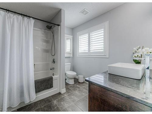 1541 Old Zeller Drive, Kitchener, ON - Indoor Photo Showing Bathroom