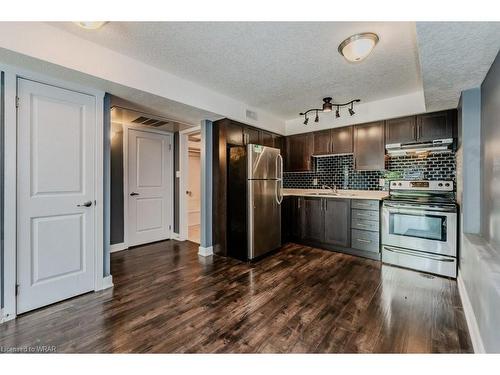 4B-185 Windale Crescent, Kitchener, ON - Indoor Photo Showing Kitchen With Stainless Steel Kitchen