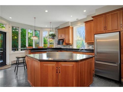 29 Roland Street, Kitchener, ON - Indoor Photo Showing Kitchen