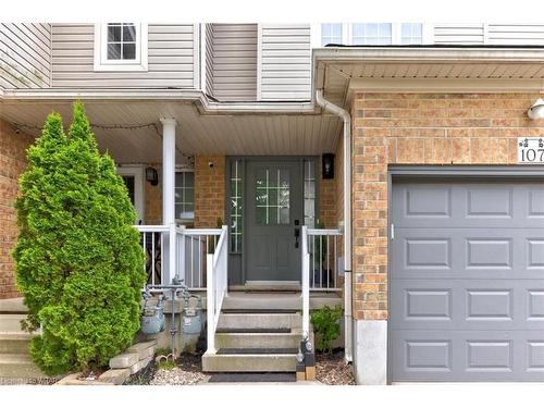 107 Donnenwerth Drive, Kitchener, ON - Indoor Photo Showing Other Room