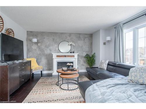 107 Donnenwerth Drive, Kitchener, ON - Indoor Photo Showing Bathroom