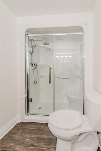 92 Drumlin Drive, Cambridge, ON - Indoor Photo Showing Bathroom