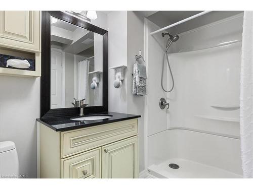91 Foxhunt Road, Waterloo, ON - Indoor Photo Showing Bathroom