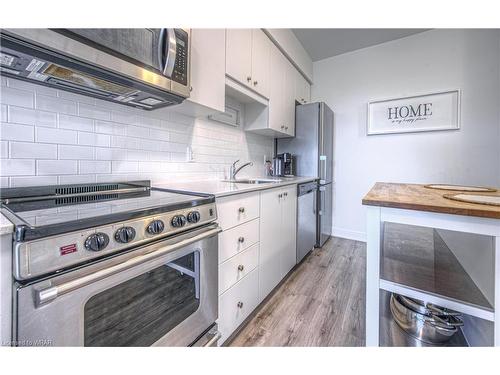 420-110 Fergus Avenue, Kitchener, ON - Indoor Photo Showing Kitchen With Stainless Steel Kitchen