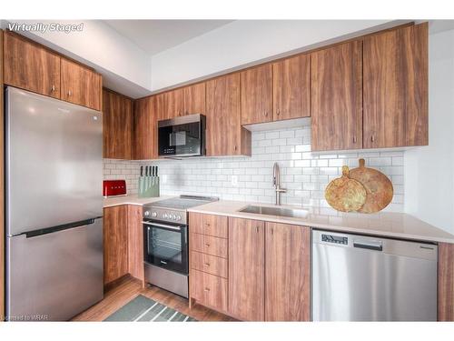 609-15 Wellington Street S, Kitchener, ON - Indoor Photo Showing Kitchen With Stainless Steel Kitchen