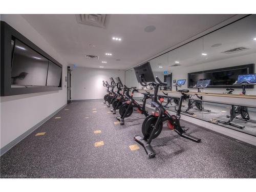 609-15 Wellington Street S, Kitchener, ON - Indoor Photo Showing Gym Room