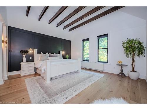 24 Park Avenue, Cambridge, ON - Indoor Photo Showing Bedroom