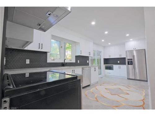 264 Shakespeare Drive, Waterloo, ON - Indoor Photo Showing Kitchen