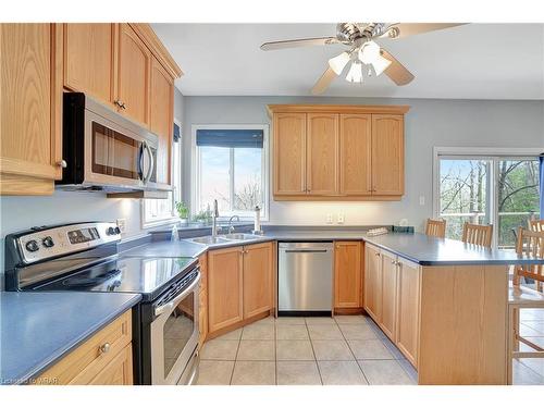 32 Apple Ridge Drive, Kitchener, ON - Indoor Photo Showing Kitchen With Stainless Steel Kitchen With Double Sink