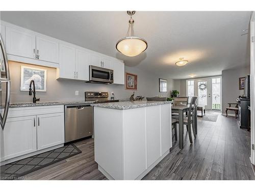 64F-1989 Ottawa Street S, Kitchener, ON - Indoor Photo Showing Kitchen With Stainless Steel Kitchen With Upgraded Kitchen