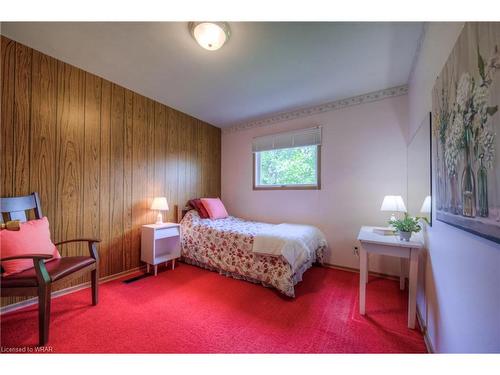 183 Mayfield Avenue, Waterloo, ON - Indoor Photo Showing Bedroom
