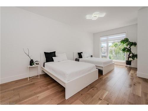 320 Otterbein Road, Kitchener, ON - Indoor Photo Showing Bedroom