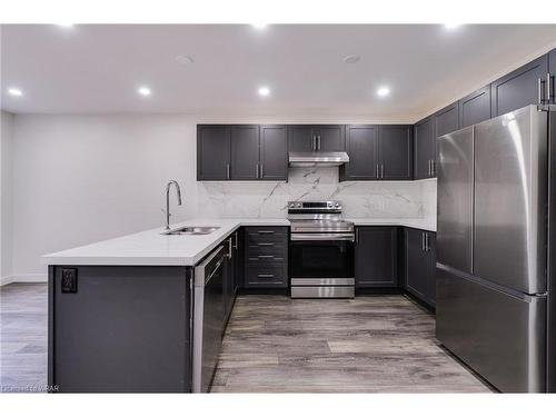 36 Pony Way Way, Kitchener, ON - Indoor Photo Showing Kitchen With Upgraded Kitchen