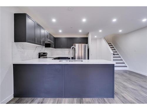 36 Pony Way Way, Kitchener, ON - Indoor Photo Showing Kitchen With Upgraded Kitchen