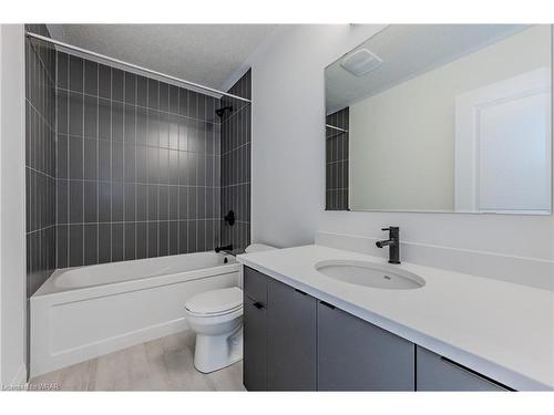 Lot 11-14 Carina Crescent, Kitchener, ON - Indoor Photo Showing Bathroom