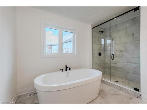 Lot 11-14 Carina Crescent, Kitchener, ON - Indoor Photo Showing Bathroom