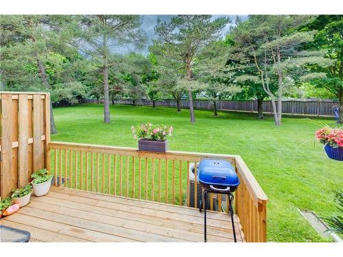 17-465 Woolwich Street, Waterloo, ON - Outdoor With Deck Patio Veranda With Backyard