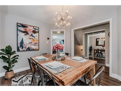 111 Wheatland Drive, Cambridge, ON - Indoor Photo Showing Dining Room