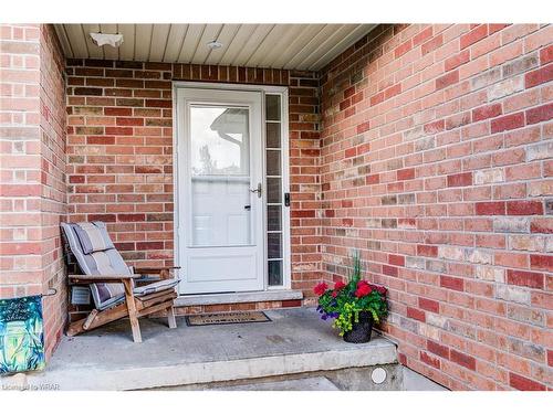 10-42 Fallowfield Drive, Kitchener, ON - Outdoor With Exterior