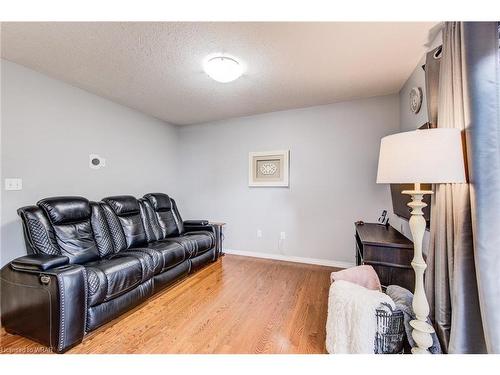 10-42 Fallowfield Drive, Kitchener, ON - Indoor