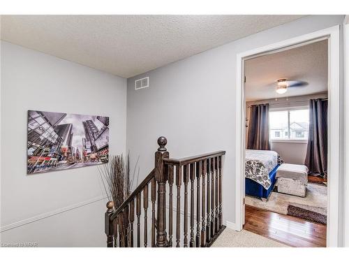 10-42 Fallowfield Drive, Kitchener, ON - Indoor Photo Showing Other Room