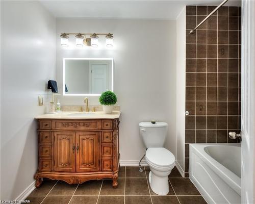 159 Dolman Street, Breslau, ON - Indoor Photo Showing Bathroom