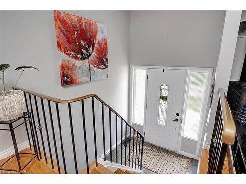 60 Cindy Avenue, Cambridge, ON - Indoor Photo Showing Other Room