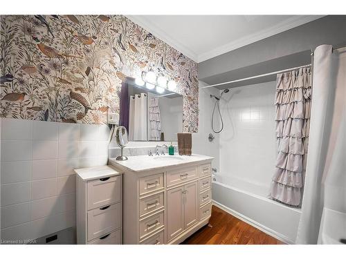 89 Concession Street, Cambridge, ON - Indoor Photo Showing Bathroom