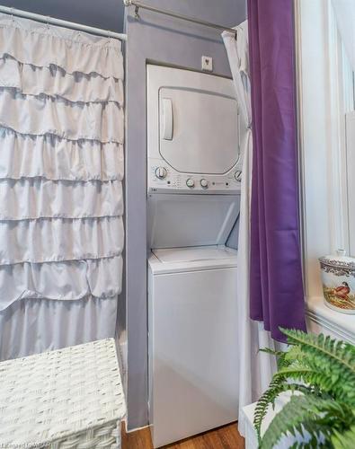 89 Concession Street, Cambridge, ON - Indoor Photo Showing Laundry Room