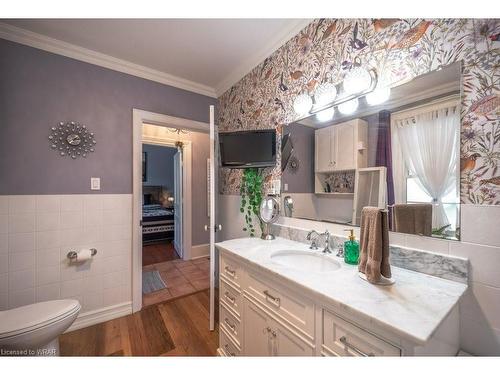 89 Concession Street, Cambridge, ON - Indoor Photo Showing Bathroom