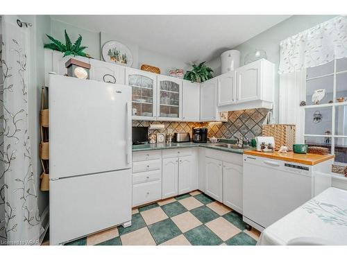 89 Concession Street, Cambridge, ON - Indoor Photo Showing Kitchen