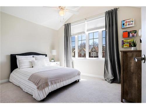32 Jenkins Street, Grand Valley, ON - Indoor Photo Showing Bedroom
