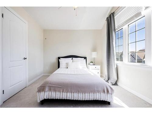 32 Jenkins Street, Grand Valley, ON - Indoor Photo Showing Bedroom