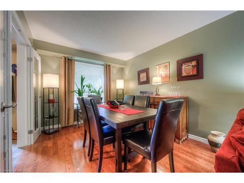 447 Grand Ridge Drive, Cambridge, ON - Indoor Photo Showing Dining Room