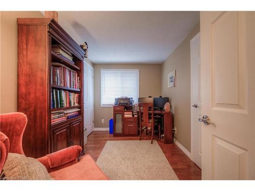 447 Grand Ridge Drive, Cambridge, ON - Indoor