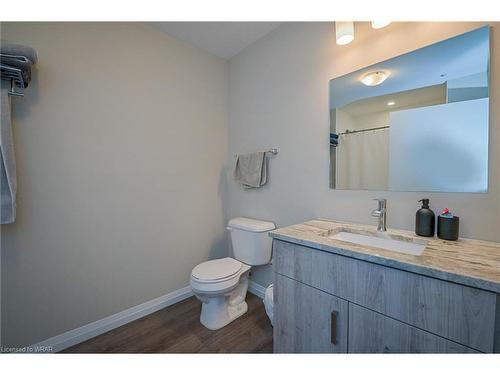 1403-108 Garment Street, Kitchener, ON - Indoor Photo Showing Bathroom