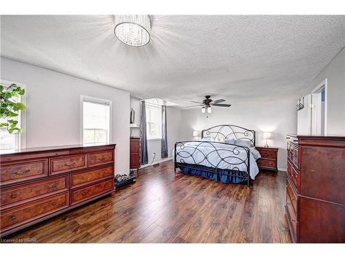 66 Elma Place, Cambridge, ON - Indoor Photo Showing Bedroom