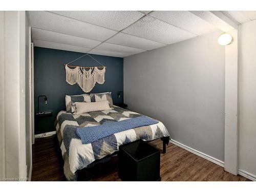 42 5Th Lane, Wasaga Beach, ON - Indoor Photo Showing Bedroom